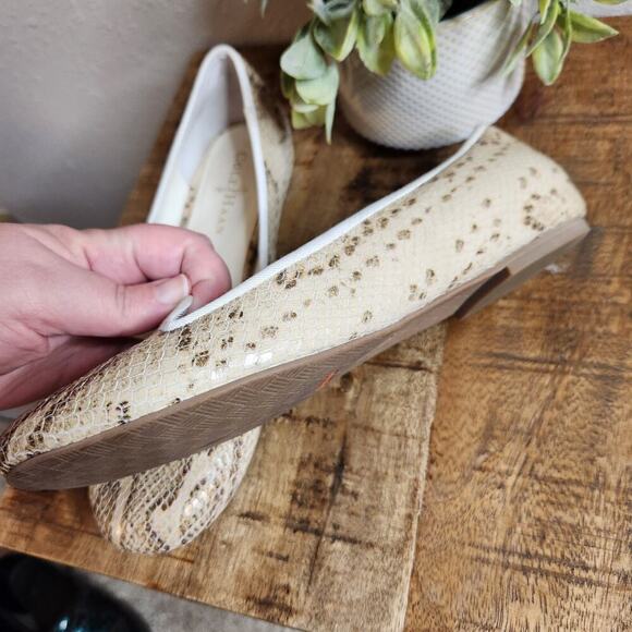 Cole Haan‎ Size 8 Women's Morgan Snake Print Slip On Flats - Picture 7 of 12